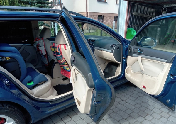 Skoda Octavia cena 25500 przebieg: 325000, rok produkcji 2012 z Zelów małe 67